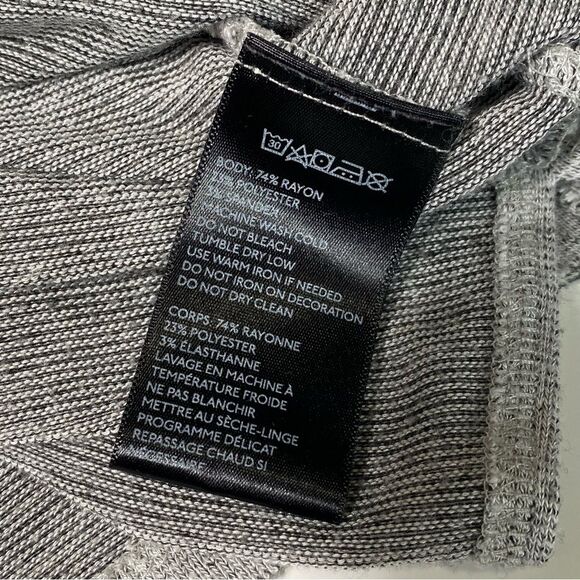 Truly Madly Deeply Oversized Boxy Raw Hem Heathered Tee Shirt Women's Size M-L - Picture 7 of 13